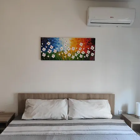 Lovely 2-bedroom Unit Nier To Marina Pietà